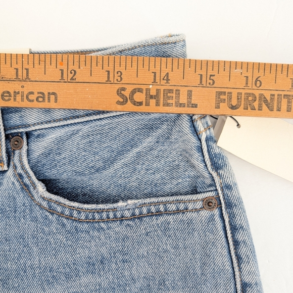 NWT Aritzia The Denim Forum City Mid Thigh Blue Denim Shorts Size 28 - Picture 5 of 7